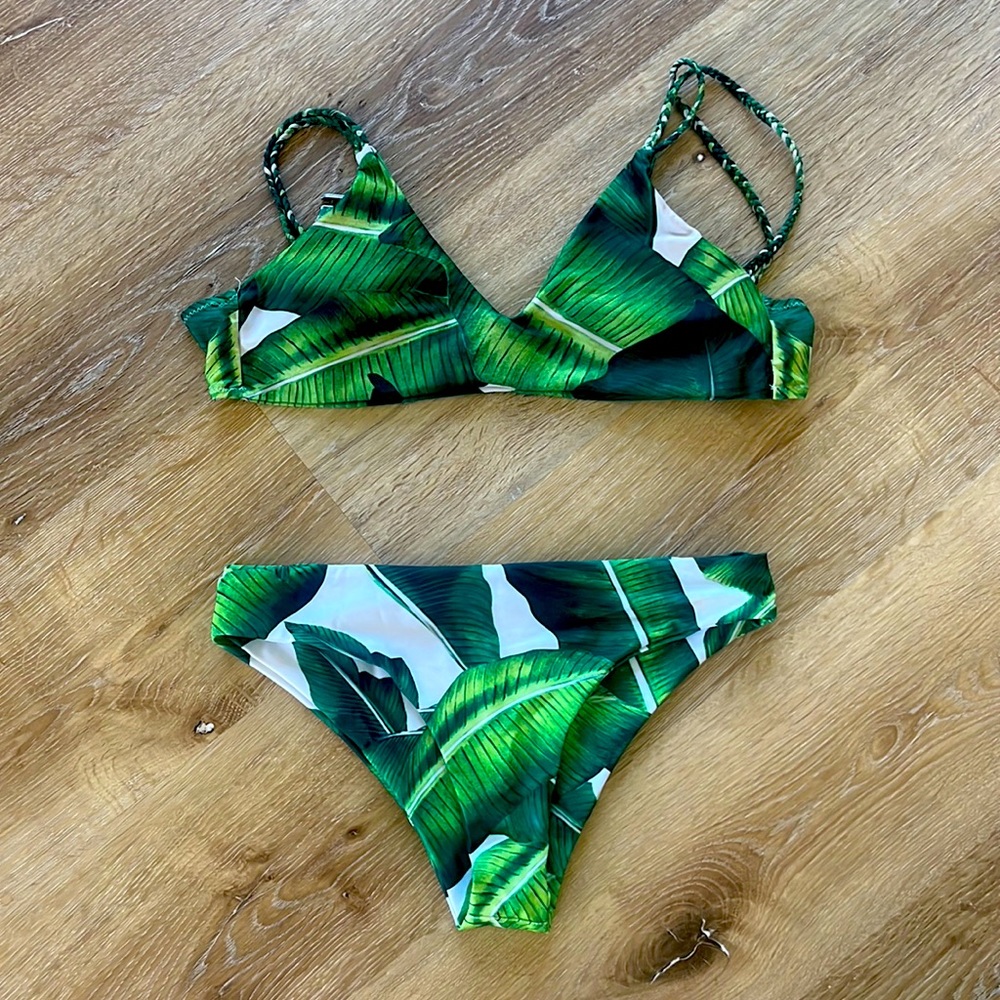 Cupshe Cheeky Bottoms Bikini
